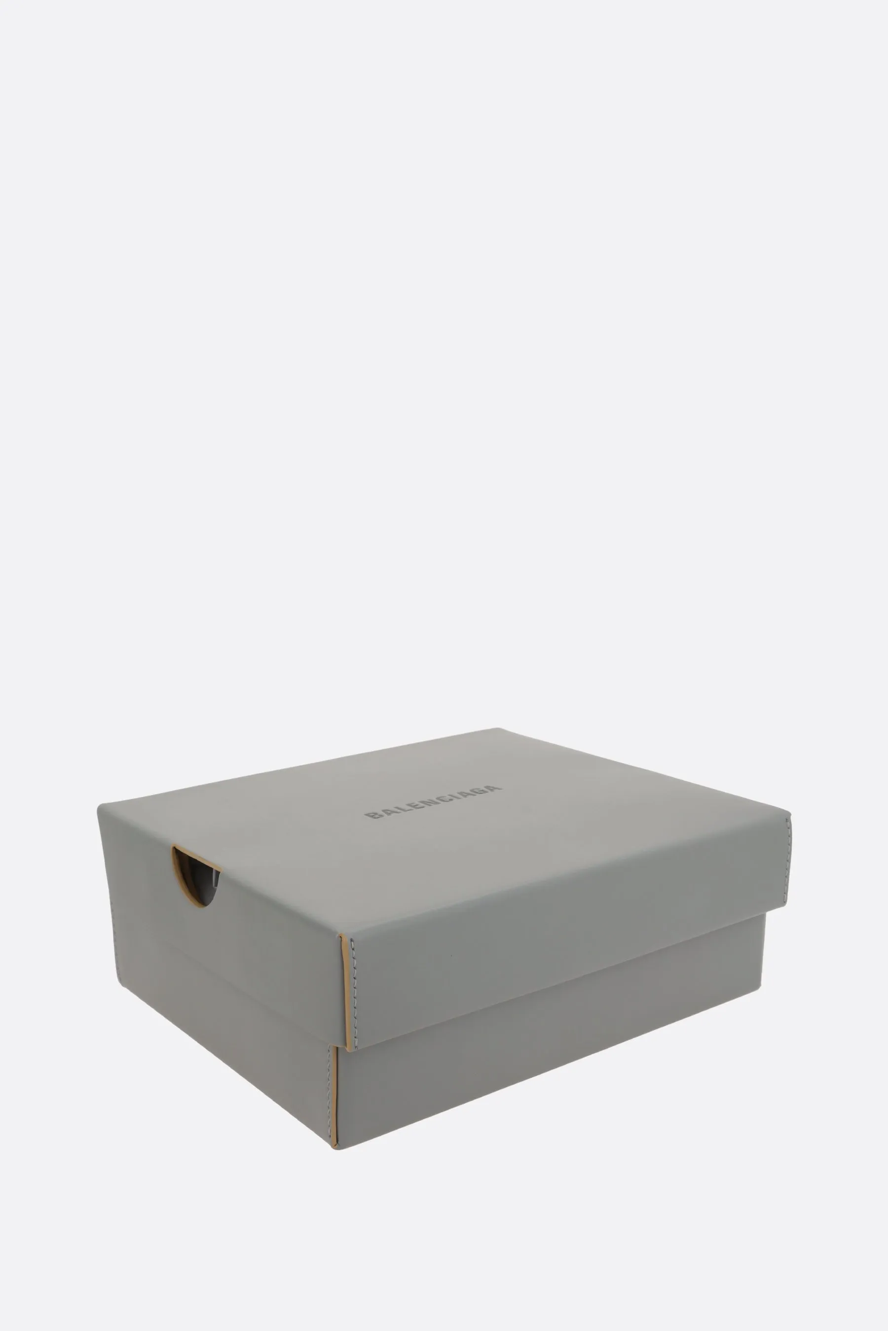Box clutch in smooth leather