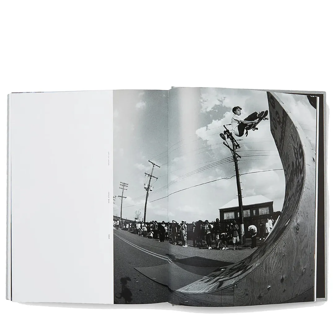 NIKE SB : THE DUNK BOOK