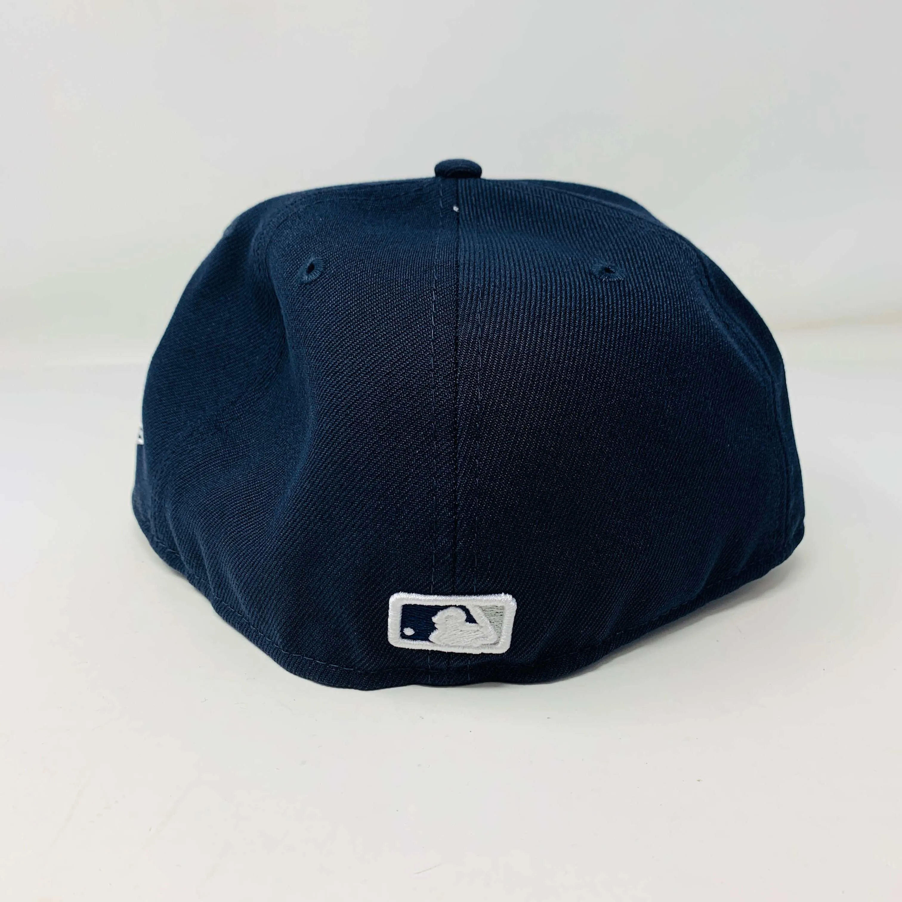 Supreme MLB Teams New York Box Logo New Era 59Fifty Fitted Cap Navy