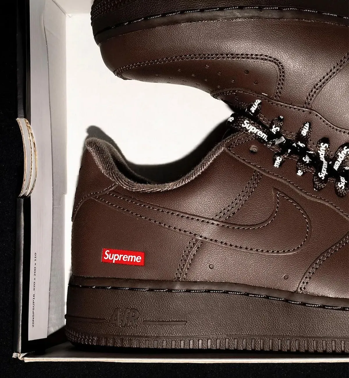 Supreme x Nike Air Force 1 Baroque Brown